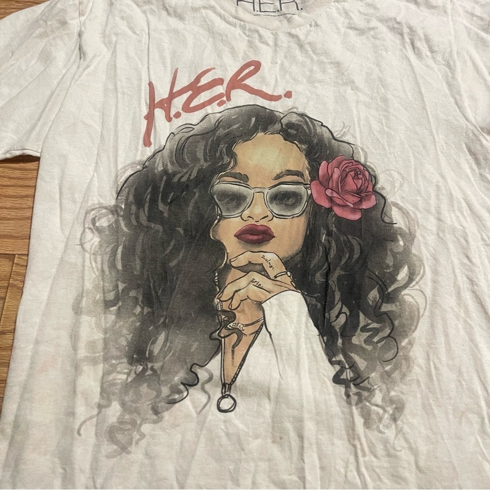 HER Shirt Large - Picture 2 of 8